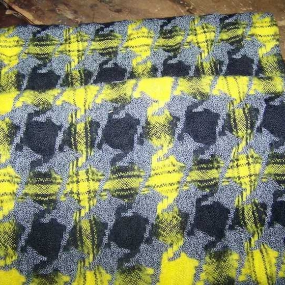 Lochcarron Made in Scotland 100 % Pure Wool Yellow - Picture 5 of 5